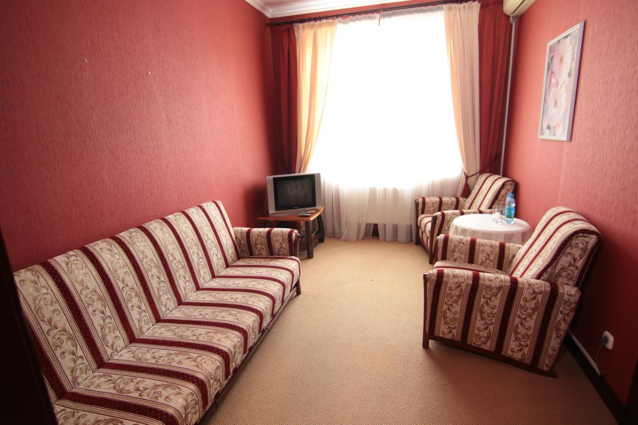 Hotel Chervona Kalina Kijów Zewnętrze zdjęcie