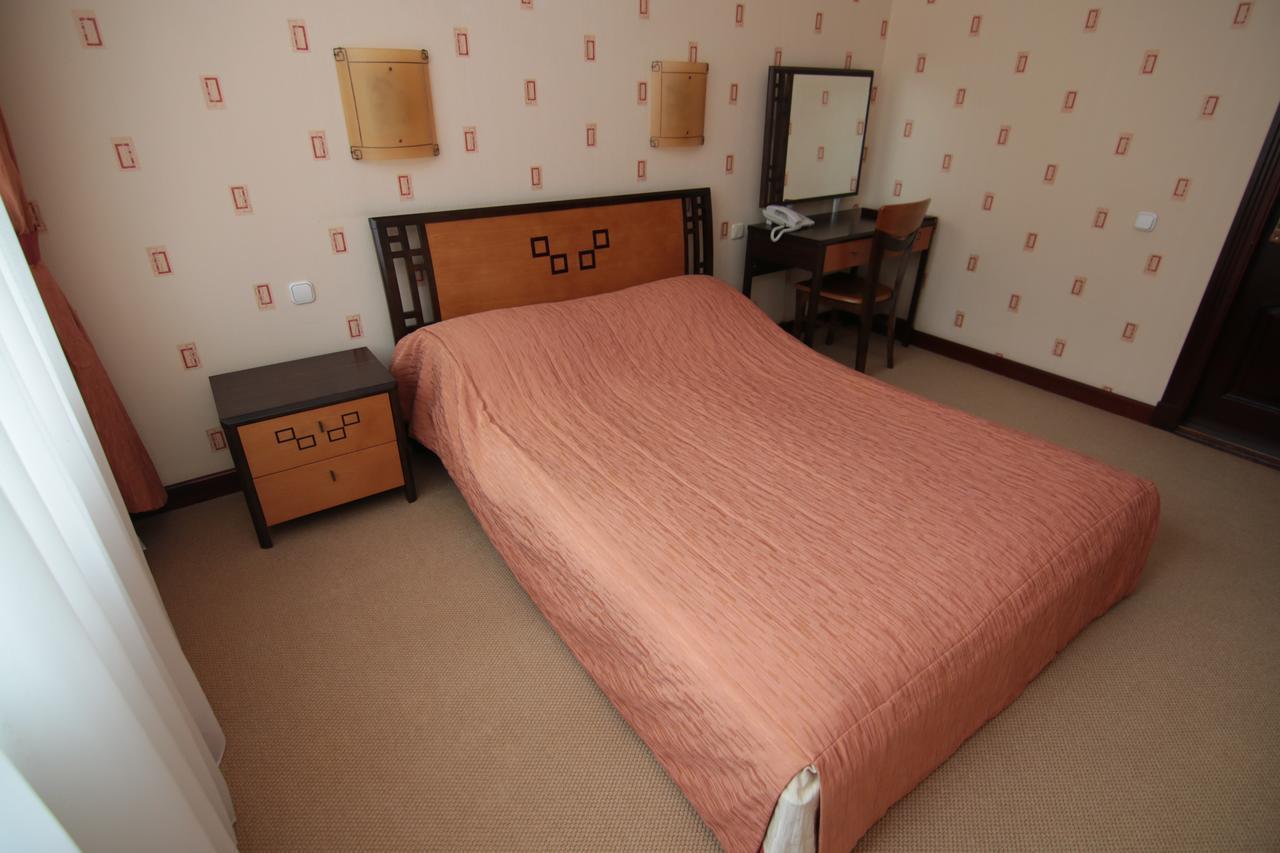Hotel Chervona Kalina Kijów Zewnętrze zdjęcie