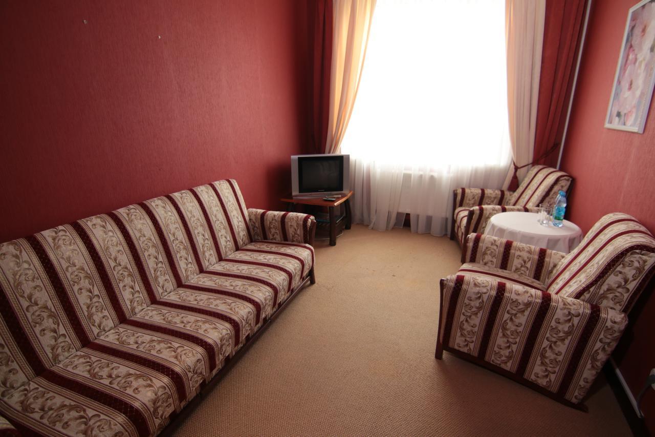Hotel Chervona Kalina Kijów Zewnętrze zdjęcie