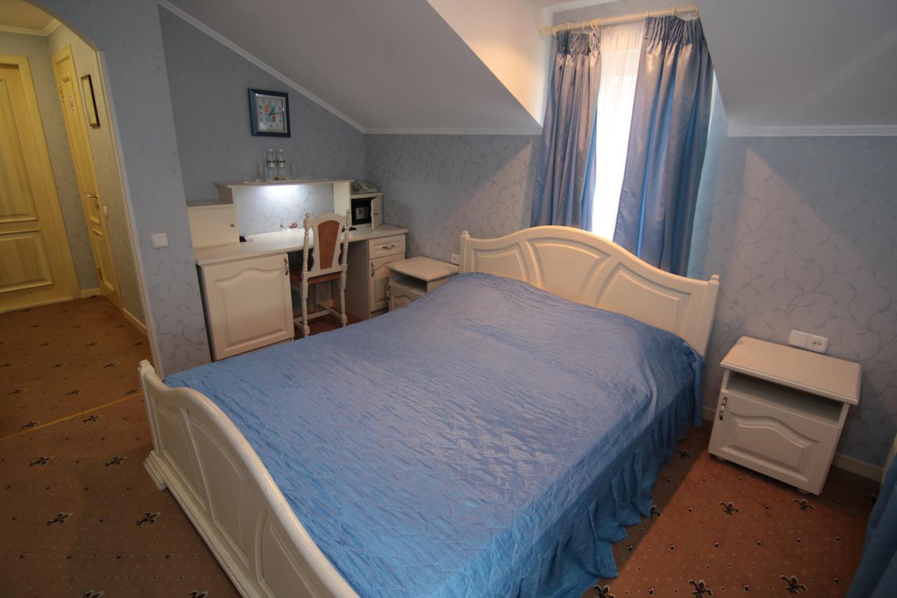 Hotel Chervona Kalina Kijów Zewnętrze zdjęcie