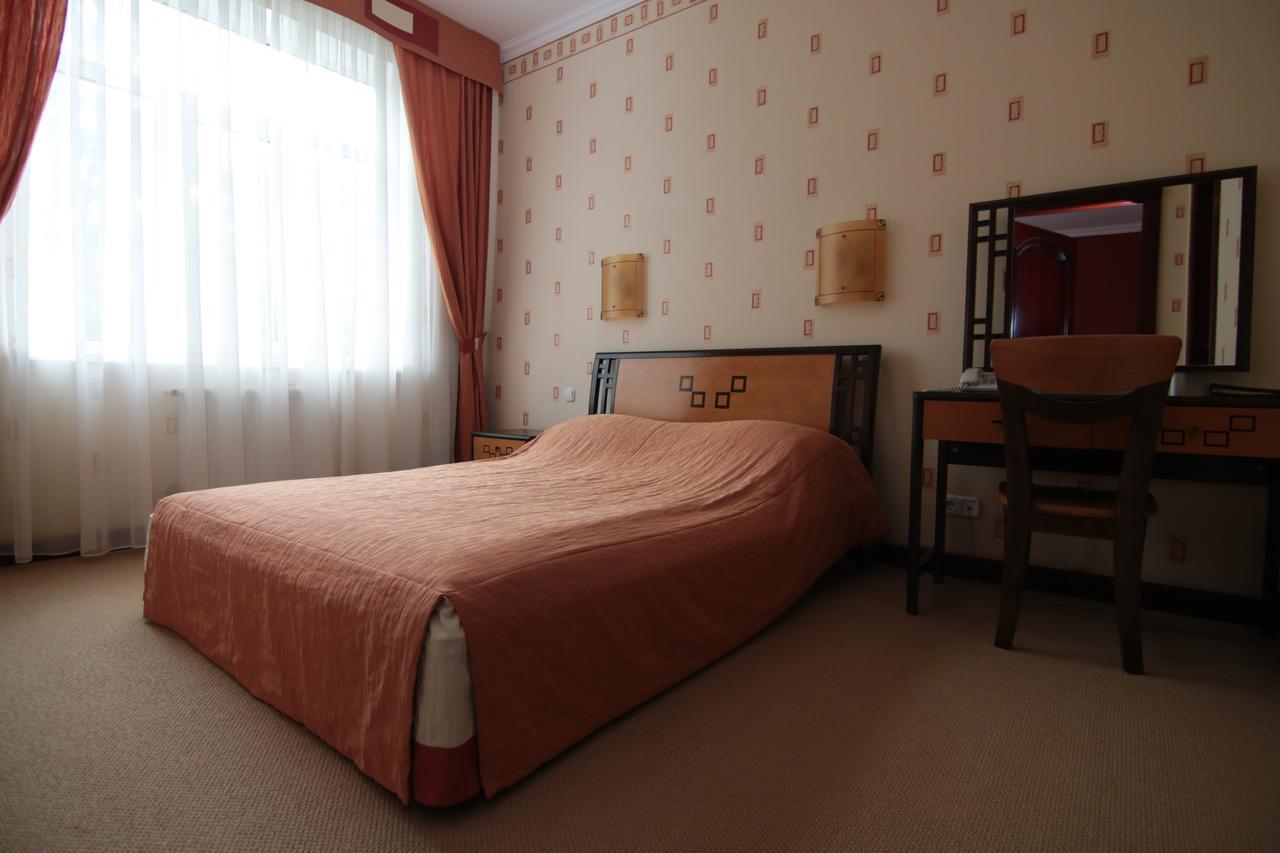 Hotel Chervona Kalina Kijów Zewnętrze zdjęcie
