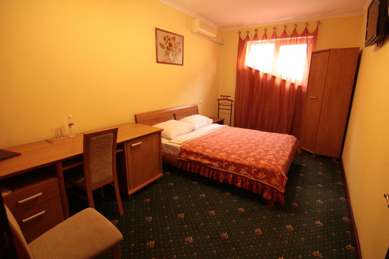 Hotel Chervona Kalina Kijów Zewnętrze zdjęcie